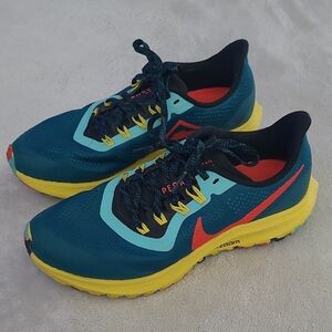 Nike Pegasus 36 Trail Womens 7 Teal Yellow Running Shoes Athletic Hiking Mesh